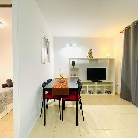 Renovado Apartamento En Zona Residencial A Pasos Del Mar 살루 외부 사진