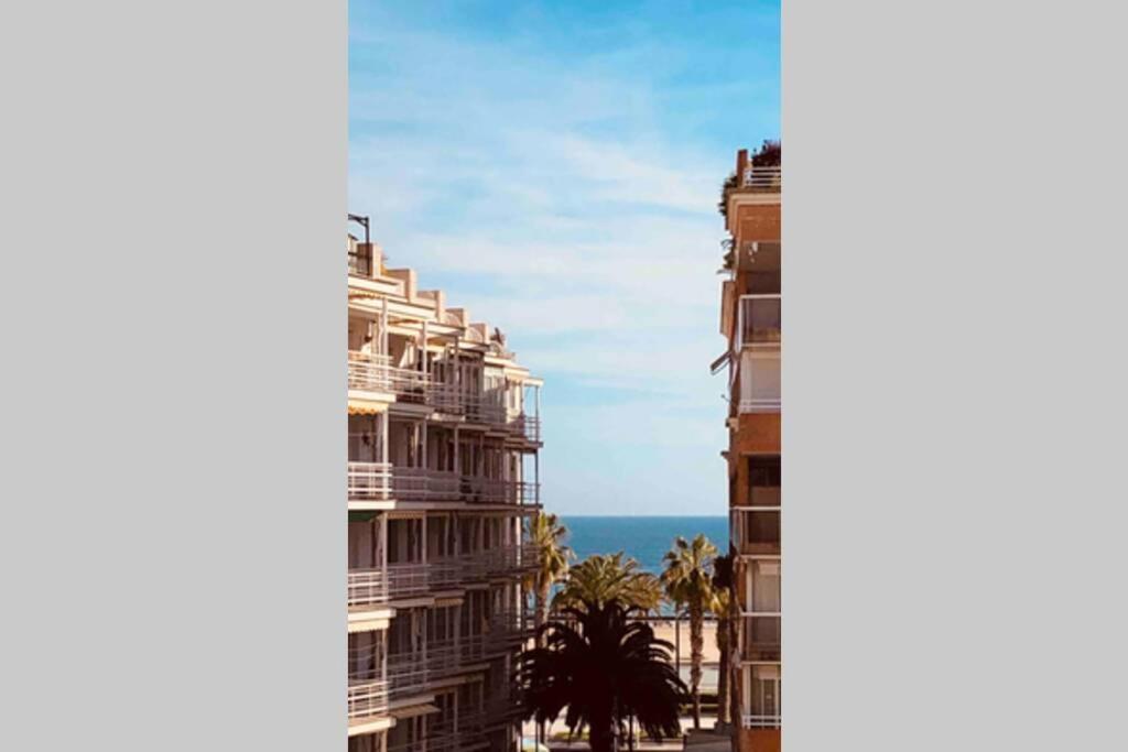 Renovado Apartamento En Zona Residencial A Pasos Del Mar 살루 외부 사진